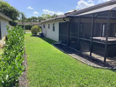 8895 Old Pine Road Boca Raton FL 33433