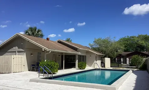 8895 Old Pine Road Boca Raton FL 33433