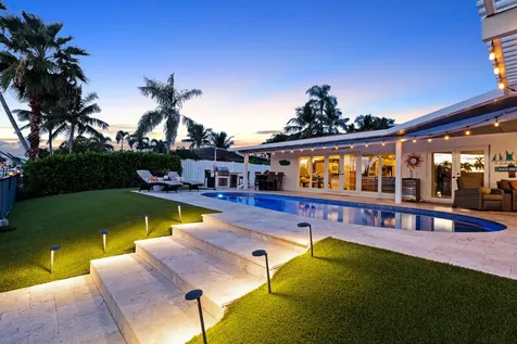 291 Se 5th Avenue Pompano Beach FL 33060