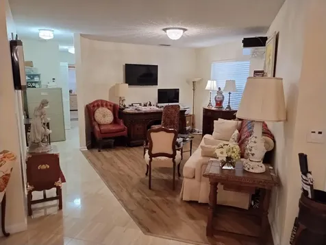 906 Dickens Place West Palm Beach FL 33411