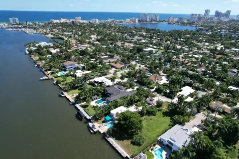 1010 S Northlake Drive Hollywood FL 33019