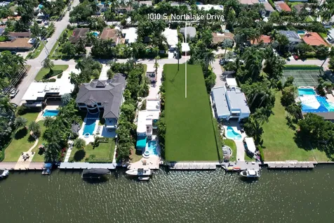 1010 S Northlake Drive Hollywood FL 33019