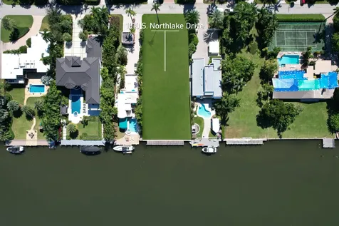 1010 S Northlake Drive Hollywood FL 33019