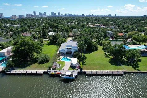 1010 S Northlake Drive Hollywood FL 33019