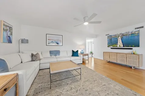 16647 Traders Crossing Jupiter FL 33477