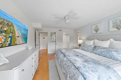 16647 Traders Crossing Jupiter FL 33477