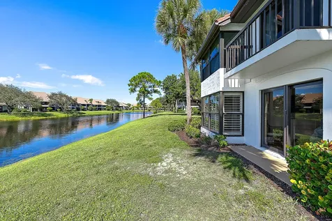 16647 Traders Crossing Jupiter FL 33477