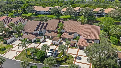 16647 Traders Crossing Jupiter FL 33477