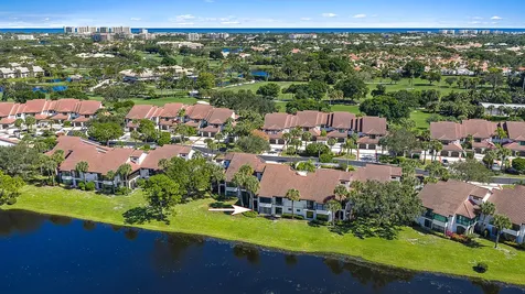 16647 Traders Crossing Jupiter FL 33477