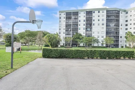 2236 N Cypress Bend Drive Pompano Beach FL 33069