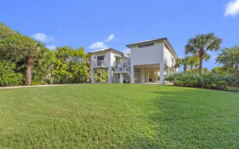 116 N Beach Road Jupiter Island FL 33455