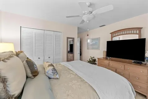 2929 Se Ocean Boulevard Stuart FL 34996