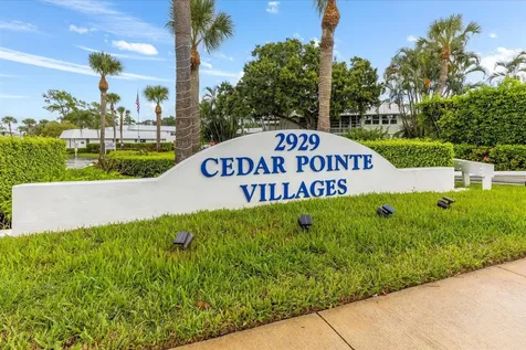 2929 Se Ocean Boulevard Stuart FL 34996