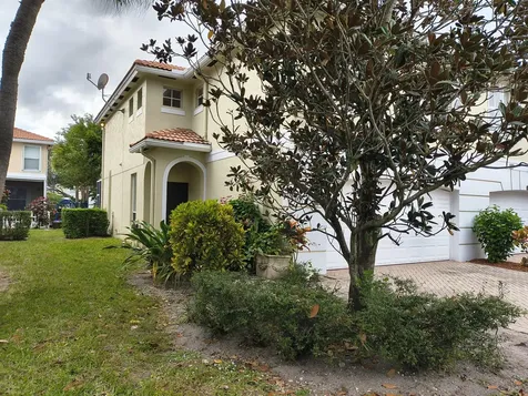 4535 Thornwood Circle Palm Beach Gardens FL 33418