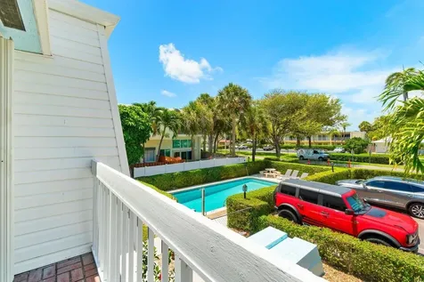 842 SE 19th Avenue Deerfield Beach FL 33441