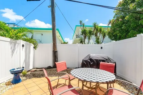 842 SE 19th Avenue Deerfield Beach FL 33441