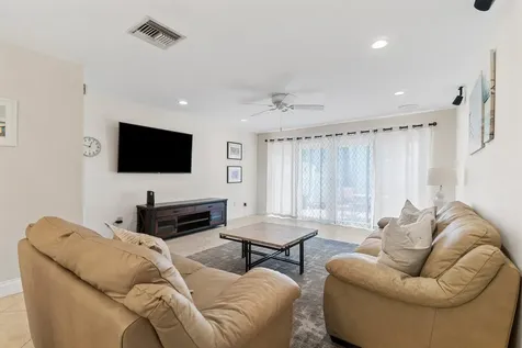 842 SE 19th Avenue Deerfield Beach FL 33441