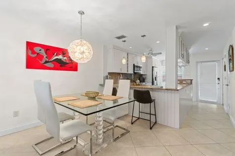 842 SE 19th Avenue Deerfield Beach FL 33441