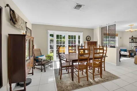 118 Ne 22nd Street Delray Beach FL 33444