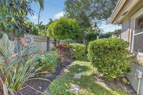 118 Ne 22nd Street Delray Beach FL 33444