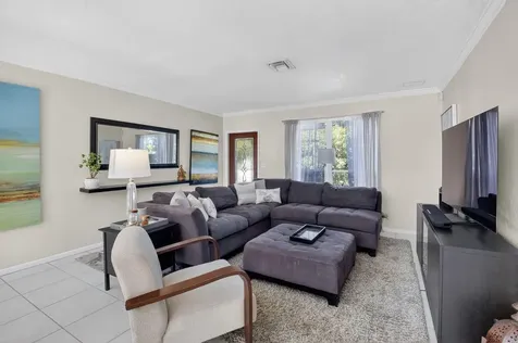 118 Ne 22nd Street Delray Beach FL 33444