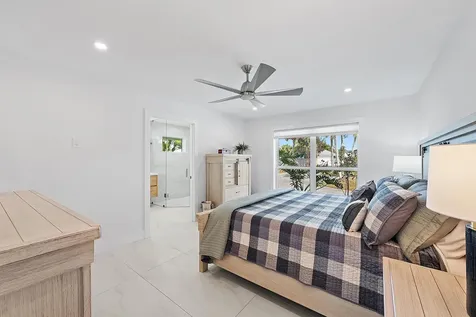 9524 Se Cove Point Street Jupiter FL 33469