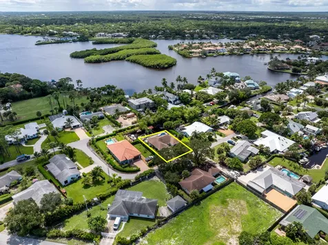 9524 Se Cove Point Street Jupiter FL 33469