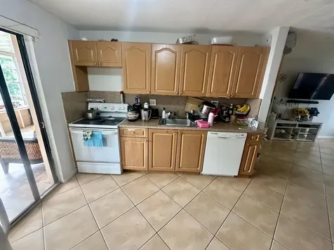 2930 Ne 10 Terrace Pompano Beach FL 33064