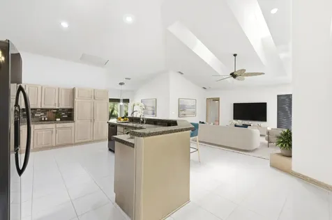 8776 Man O War Road Palm Beach Gardens FL 33418