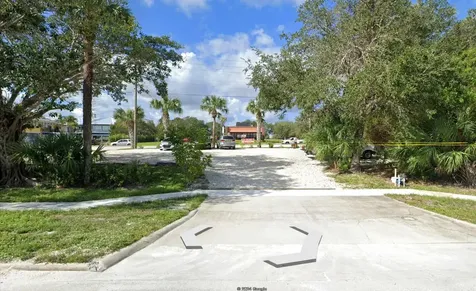 1614 Us Highway 1 Sebastian FL 32958