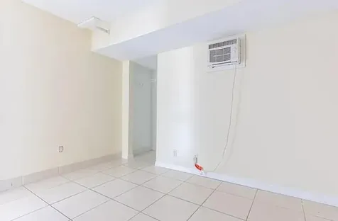 1010 Se Euclid Lane Port Saint Lucie FL 34983