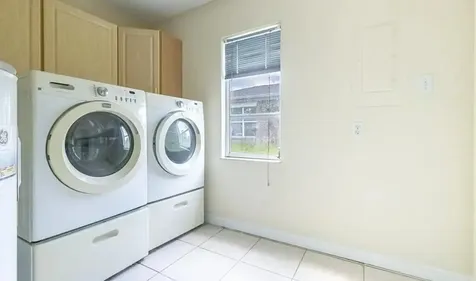 1010 Se Euclid Lane Port Saint Lucie FL 34983