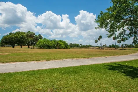 89 Crooked Tree Lane Vero Beach FL 32962