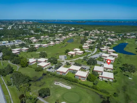 89 Crooked Tree Lane Vero Beach FL 32962