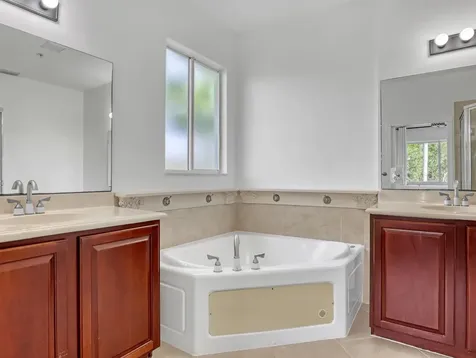 2850 S Oasis Drive Boynton Beach FL 33426