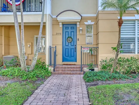 2850 S Oasis Drive Boynton Beach FL 33426