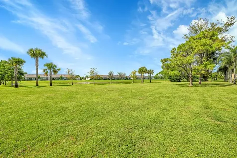 13791 Flora Place Delray Beach FL 33484