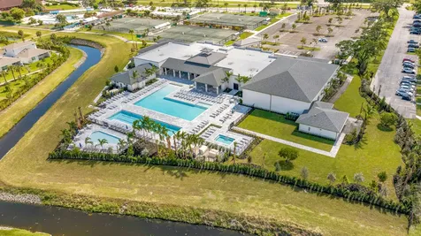 13791 Flora Place Delray Beach FL 33484