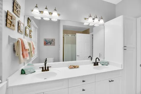 502 34th Avenue Vero Beach FL 32968