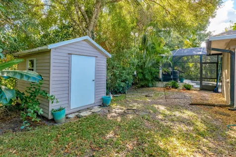 502 34th Avenue Vero Beach FL 32968
