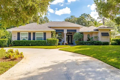 502 34th Avenue Vero Beach FL 32968