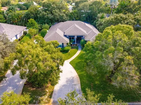 502 34th Avenue Vero Beach FL 32968
