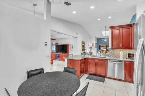 6099 Waldwick Circle Delray Beach FL 33484