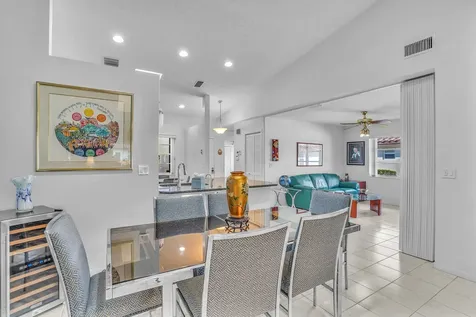 6099 Waldwick Circle Delray Beach FL 33484