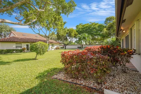6099 Waldwick Circle Delray Beach FL 33484