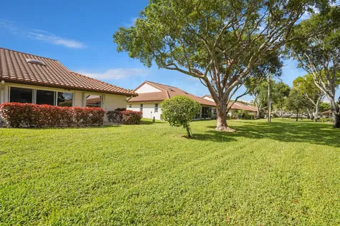 6099 Waldwick Circle Delray Beach FL 33484