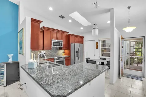 6099 Waldwick Circle Delray Beach FL 33484