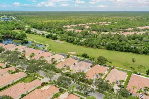 8533 SE Palm Hammock Lane Hobe Sound FL 33455