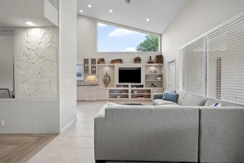 10670 Stonebridge Boulevard Boca Raton FL 33498