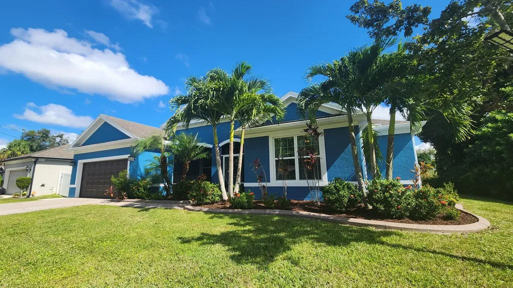 2357 Sw Independence Road Port Saint Lucie FL 34953